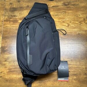 Alpaka Metro Crossbody Bag Black Axoflux 210D Right Shoulder AA010560118 NWT